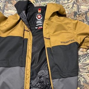 Mens 686 ski coat